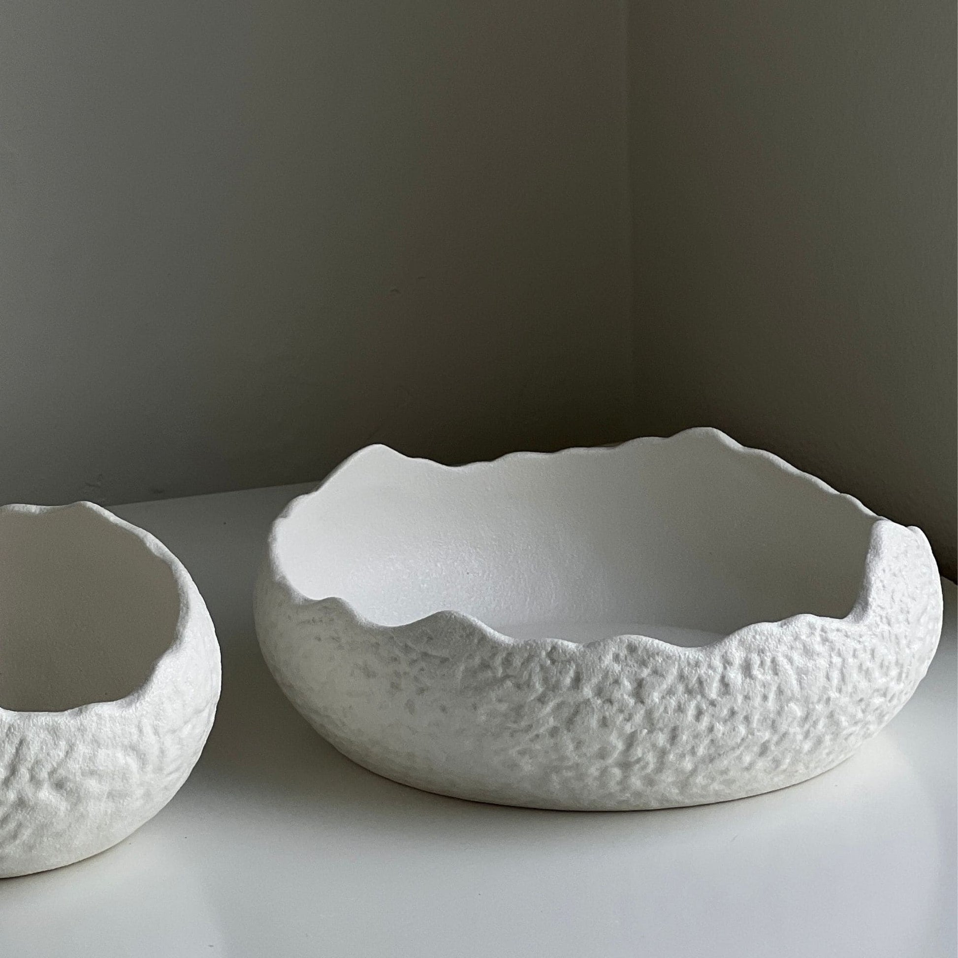 textured ceramic surface of FLAMMÉ Lumi Bowl candle vessel